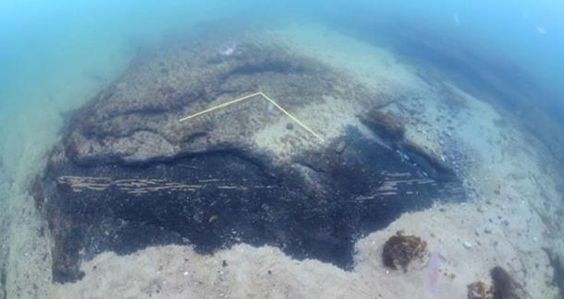 Picture of wood fishweirs on seabed From 
Hansson, Anton, et al. "A submerged Mesolithic lagoonal landscape in the Baltic Sea, south-eastern Sweden–Early Holocene environmental reconstruction and shore-level displacement based on a multiproxy approach." Quaternary International 463 (2018): 110-123.