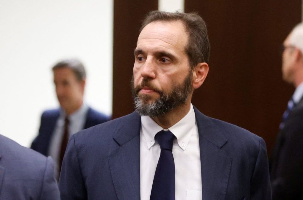 An independent watchdog agency responsible for enforcing a law against partisan political activity by federal employees has opened an investigation into Jack Smith, the Justice Department special…