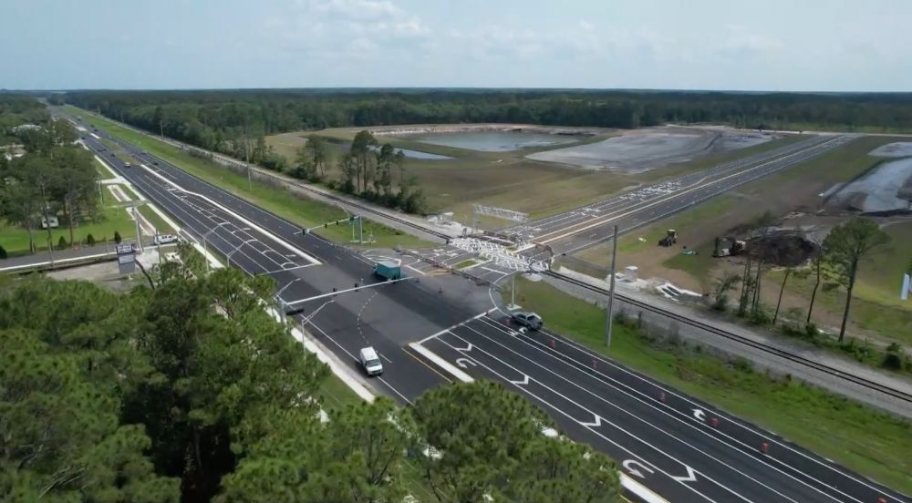 A view of the new State Road 312 intersection with US-1, including a new grade crossing at the FEC Railway.