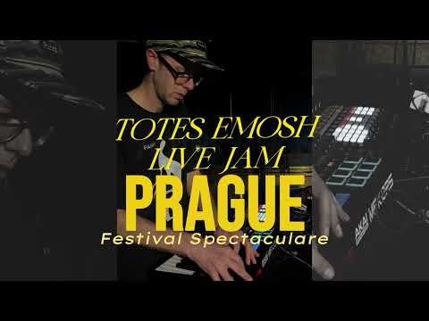 Sound of Fractures Live Jam from sound check: 'Totes Emosh' in Prague