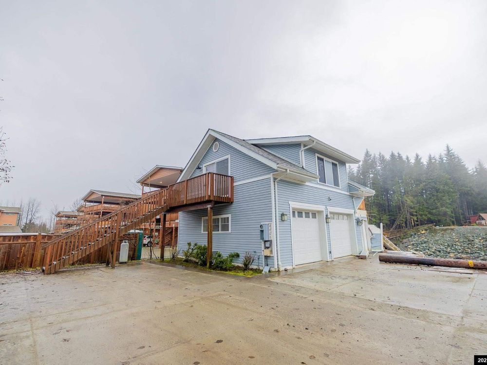 4409 Riverside Dr, Juneau, AK 99801 | MLS #23770 | Zillow