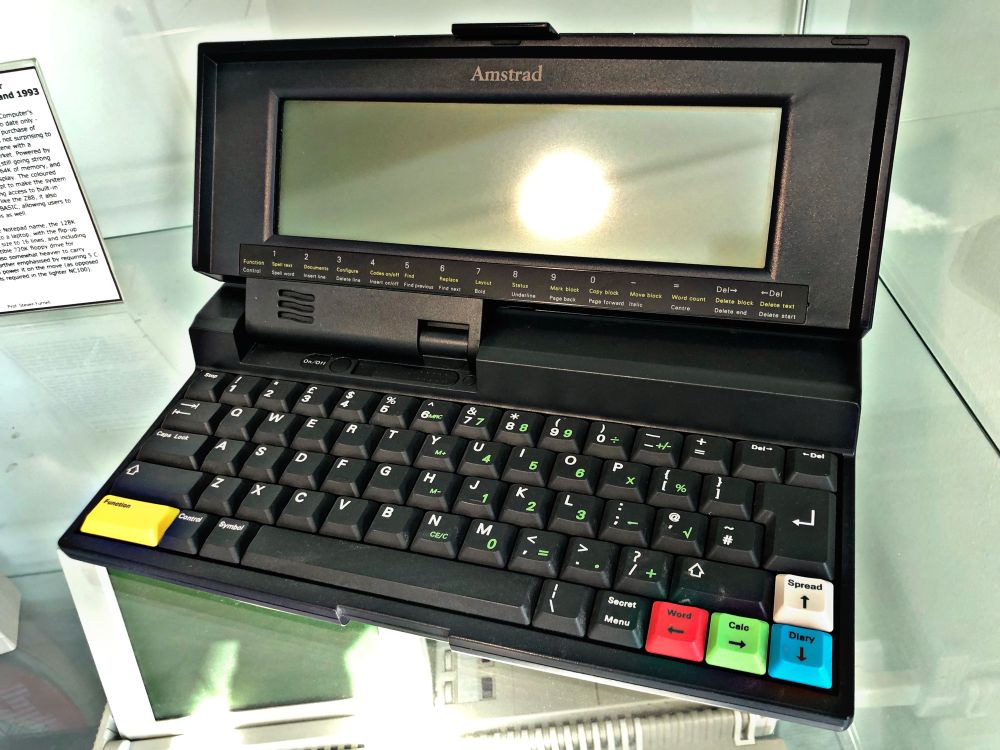 Image of the Amstrad NC200 notepad computer.
