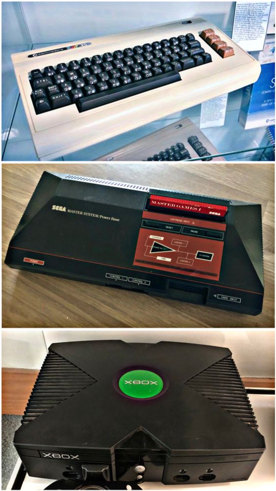 Images of the Commodore #VIC20, Sega Master System and Microsoft Xbox. ‪