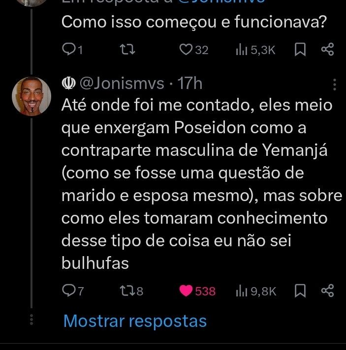 Print do mesmo perfil da outra imagem dando resposta onde se lê "Até onde foi me contado, eles meio que enxergam Poseidon como a contraparte masculina de Yemanjá (como se fosse uma questão de marido e esposa mesmo), mas sobre como eles tomaram conhecimento desse tipo de coisa eu não sei bulhufas"