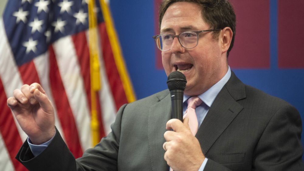 Rep. Mike Flood’s Town Hall Derails as Angry Constituents Shout Him Down