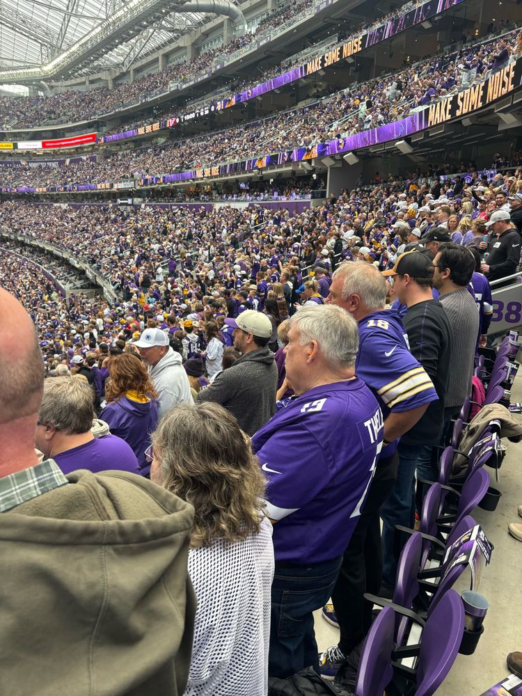 David (in #19 Thielen shirt)