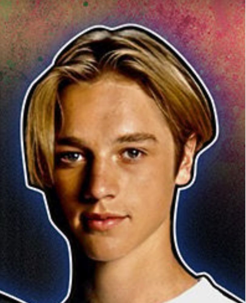 Actor Devon Sawa in his 90s era.  