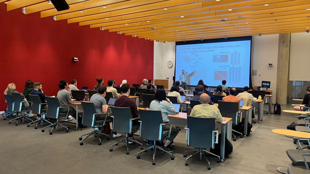 Chris Halcrow presents on SpikeInterface at NeuroDataReHack