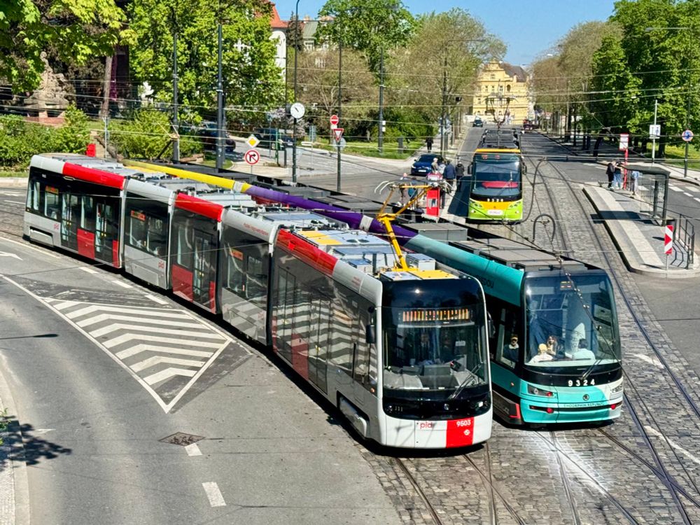 Škoda ForCity Plus Praha 52T