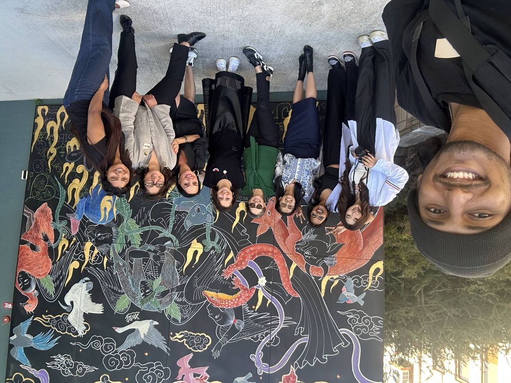 📷: Photo: Creative Cultural Diversity Network (CCDN) Canberra On The Road Event Team outside street art