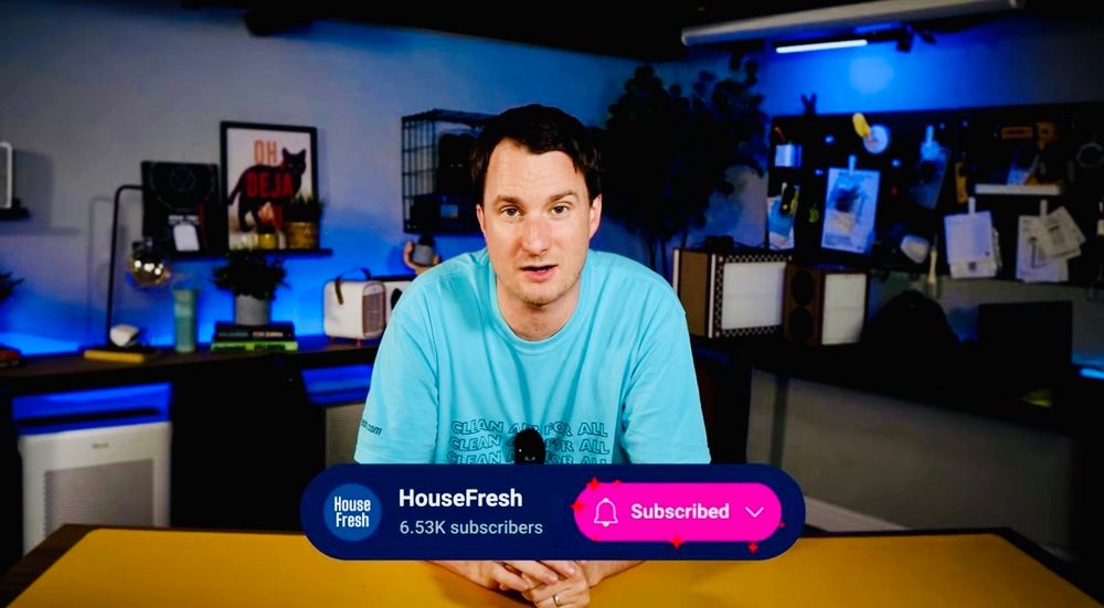 Image of Danny Ashton of HouseFresh presenting on YouTube 