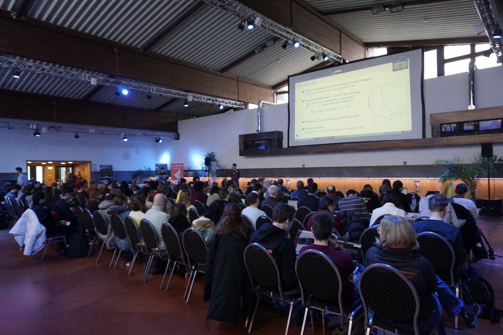 Thomas Burger presents remotely at the EuBIC-MS Winter School 2024
