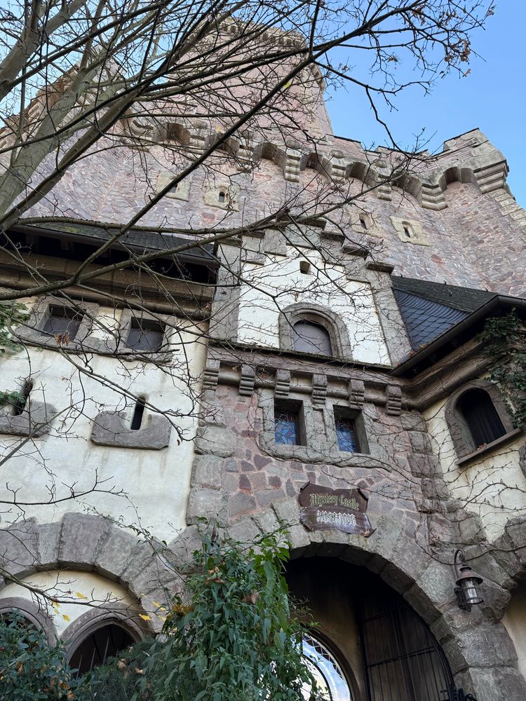 Mystery Castle 