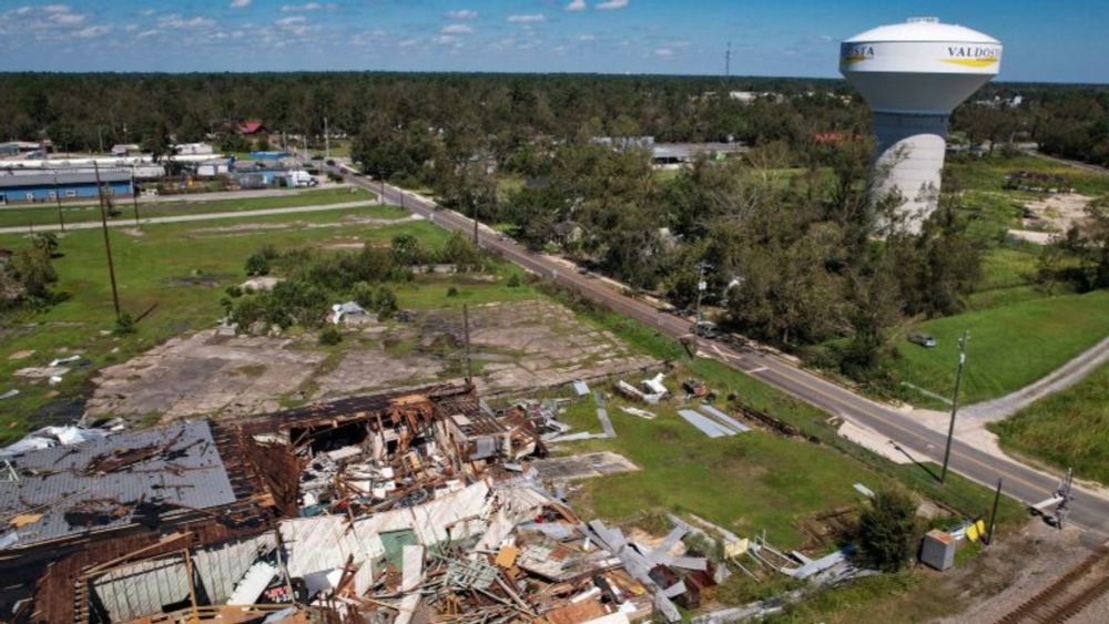 Southeast grapples with loss and destruction as Helene leaves over 60 dead, traps families and knocks out power | CNN