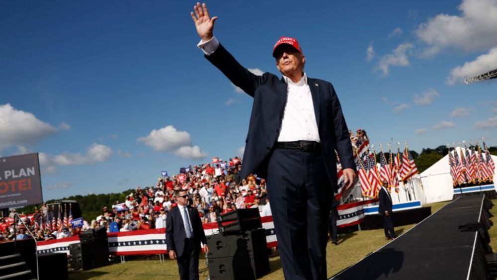 With bibles, tokens and watches, Trump made millions, new disclosures show | CNN Politics