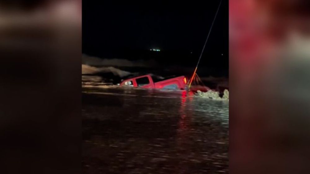 At least 1 dead and hundreds rescued in severe New Mexico flash flooding | CNN