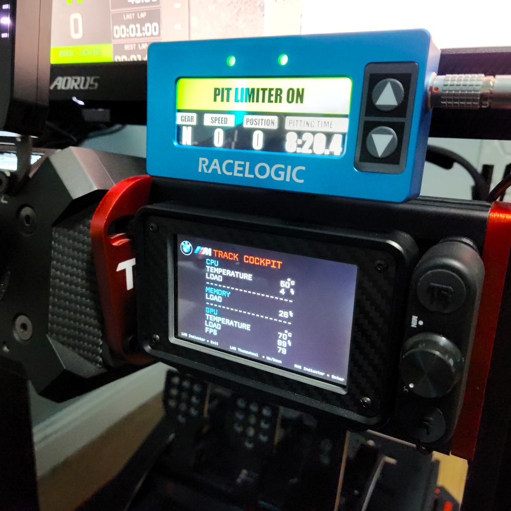 A picture of my Simcore DS1-S USB 4.3 dash display & Simpush Racelogic.