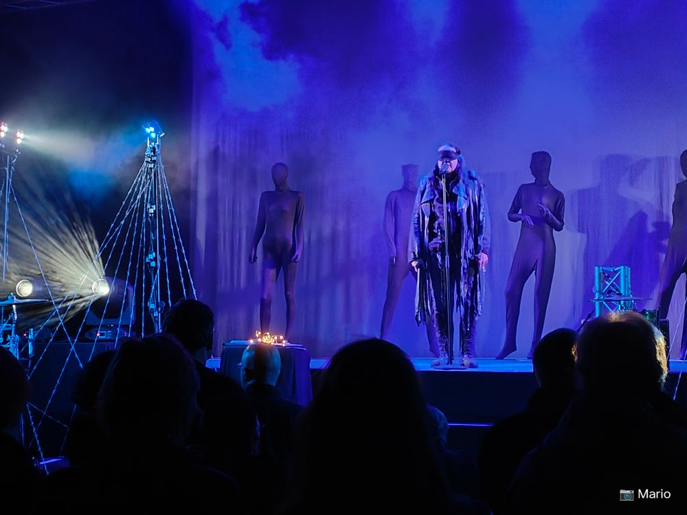 Goethes Erben auf der Bühne. X Tour, Bremen