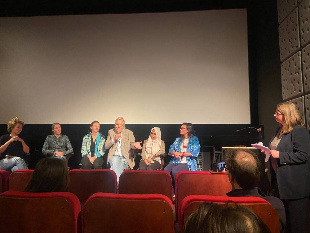 Panel with six people 