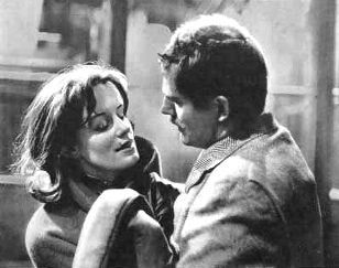 Ginger Coffey (Robert Shaw) on the right, facing his wife Vera (Mary Ure) on the left. 