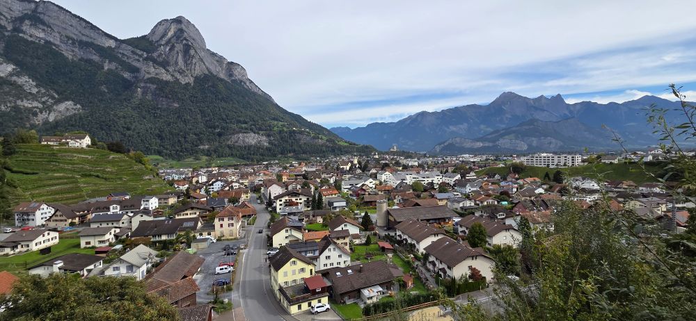 Have you ever been to Stoffel the top of Mels funicular? 
It is in Canton of Saint-Gallen (Switzerland).
It's certainly one of the most beautiful panoramic views from a funicular! With views of the Gonzen (1830 m), Mels, Sargans, Liechtenstein and Graubünden Rheintal.