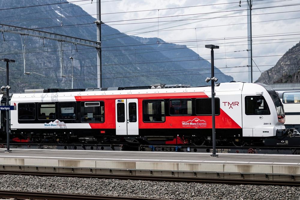 Franco-Swiss Mont-Blanc-Express train received the first of 7 STADLER rack railway metric trains for entry into service in 2026 on Martigny-Chamonix-Saint-Gervais
