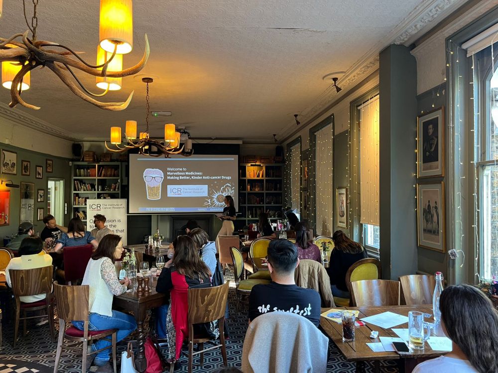 Wide view of the Pint of Science event.