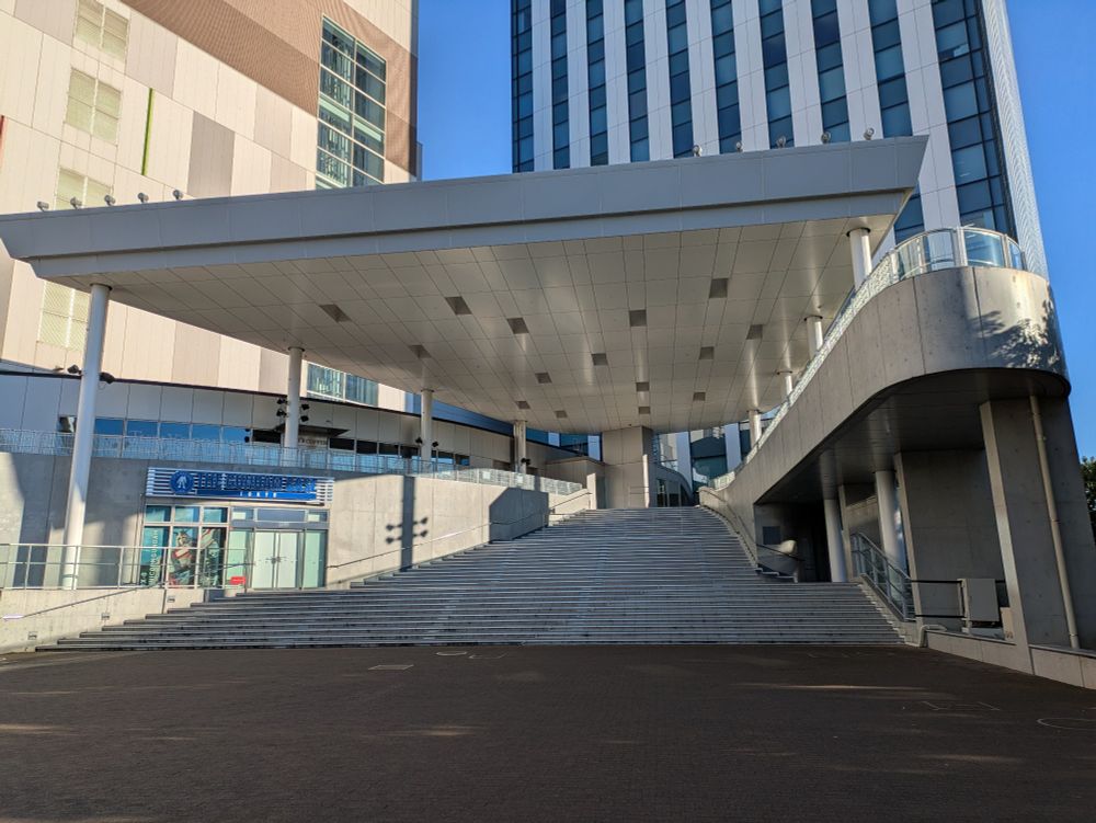 ダイバーシティ東京プラザ フェスティバル広場