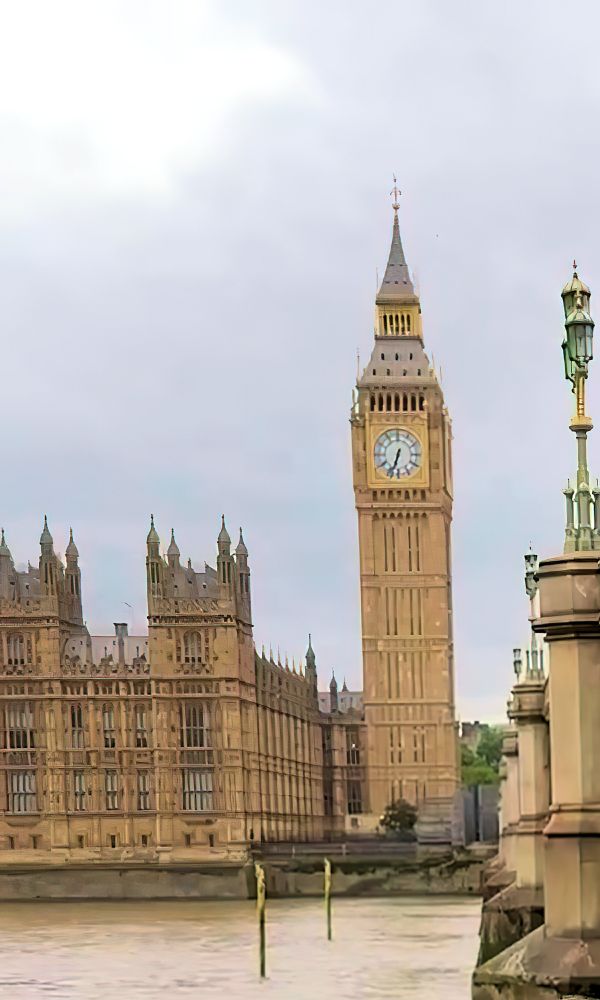 The Elizabeth Tower from across the Thames.