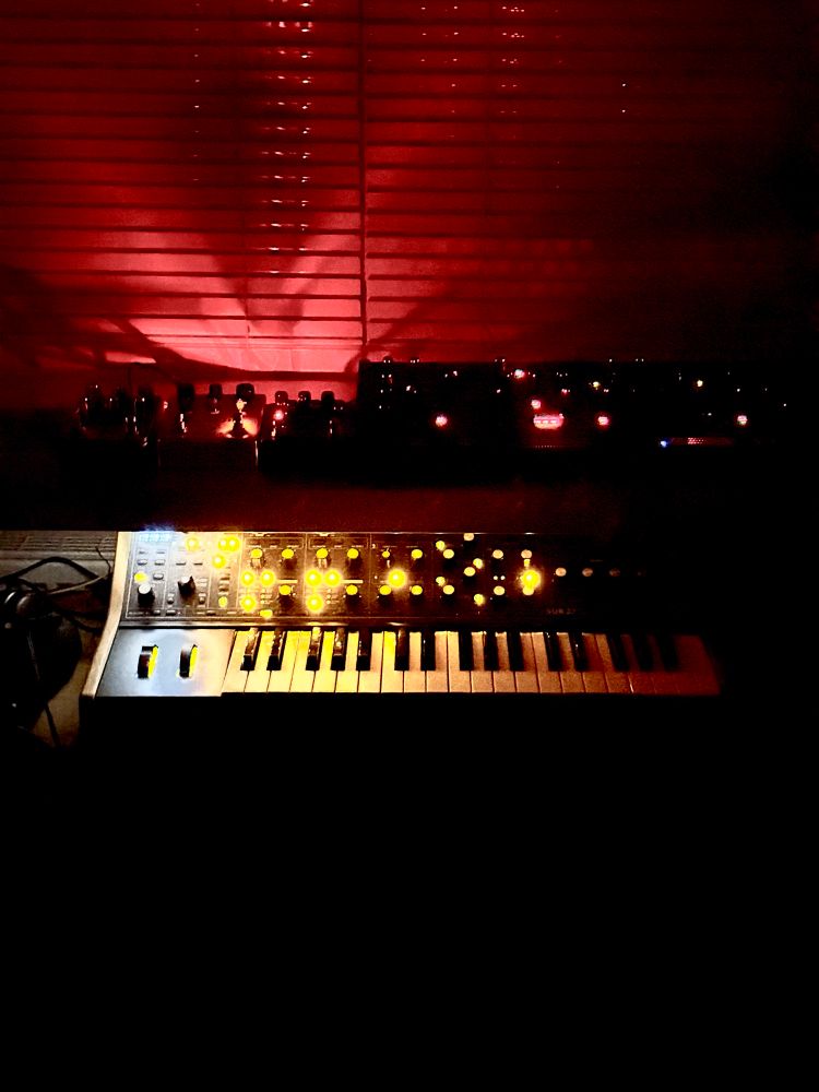 Analog synths and pedals in the dark