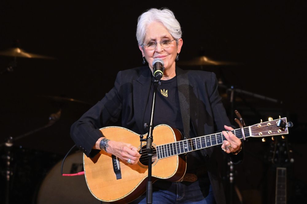 Joan Baez Is Selling Kamala Harris Prints to Back the VP’s Presidential Bid