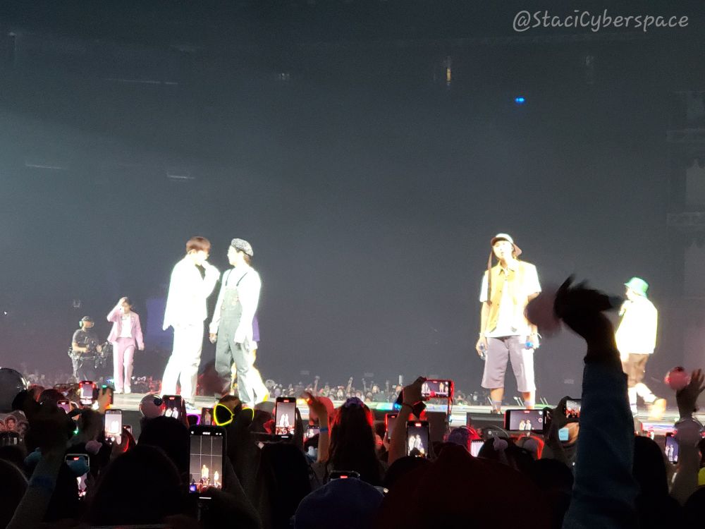 Oops how did Yoongi get there right as Jimin stood up what a coincidence??? 