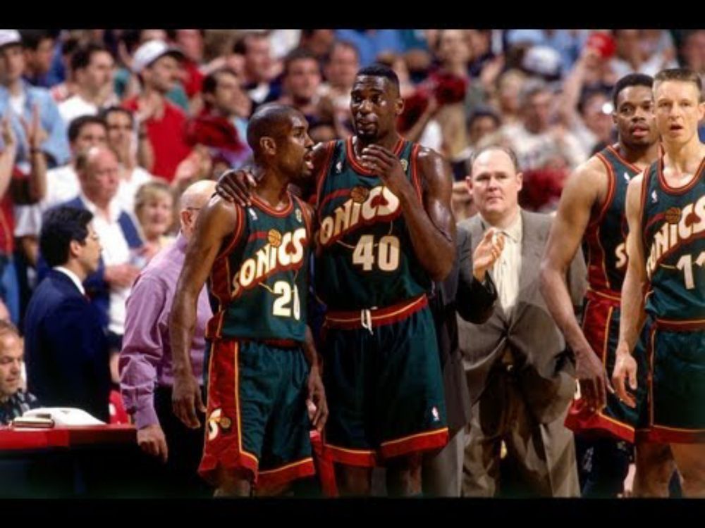 Top 10 Alley Oops: Gary Payton to Shawn Kemp