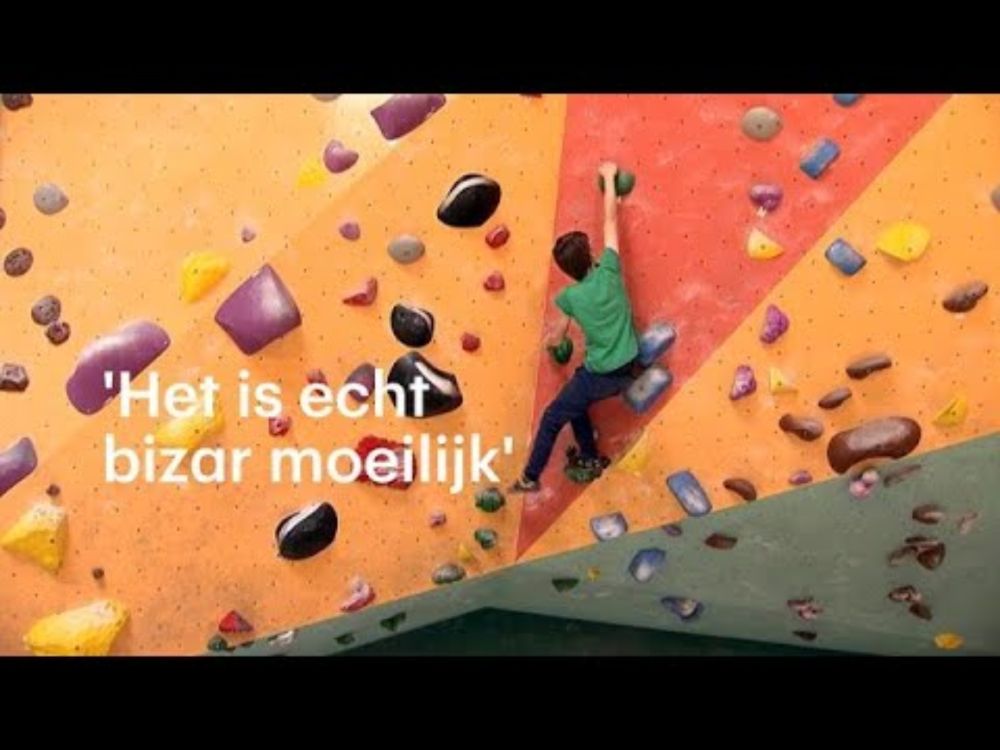 Boulderen, oftewel ongezekerd klimmen, steeds populaider - RTL NIEUWS