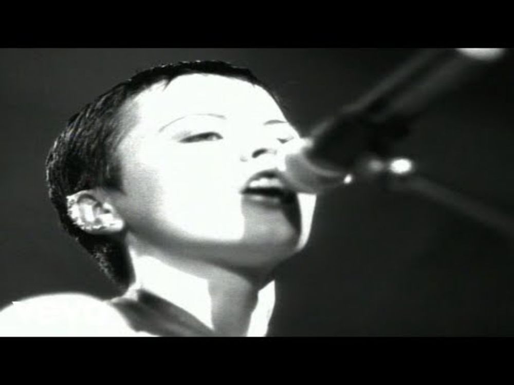 The Cranberries - Ridiculous Thoughts