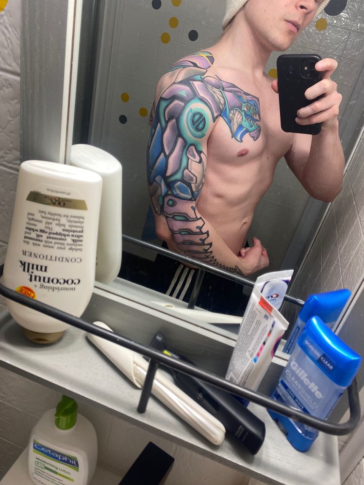 Swoleness WIP with a cool tattoo 👌
