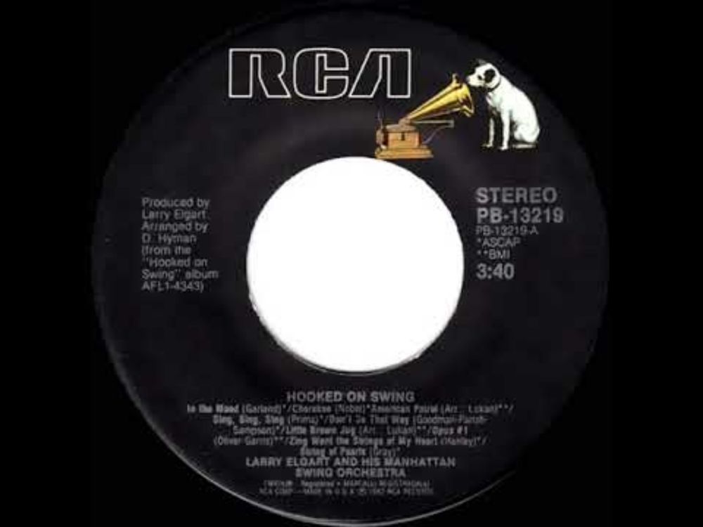 1982 HITS ARCHIVE: Hooked On Swing - Larry Elgart (stereo 45 single version)