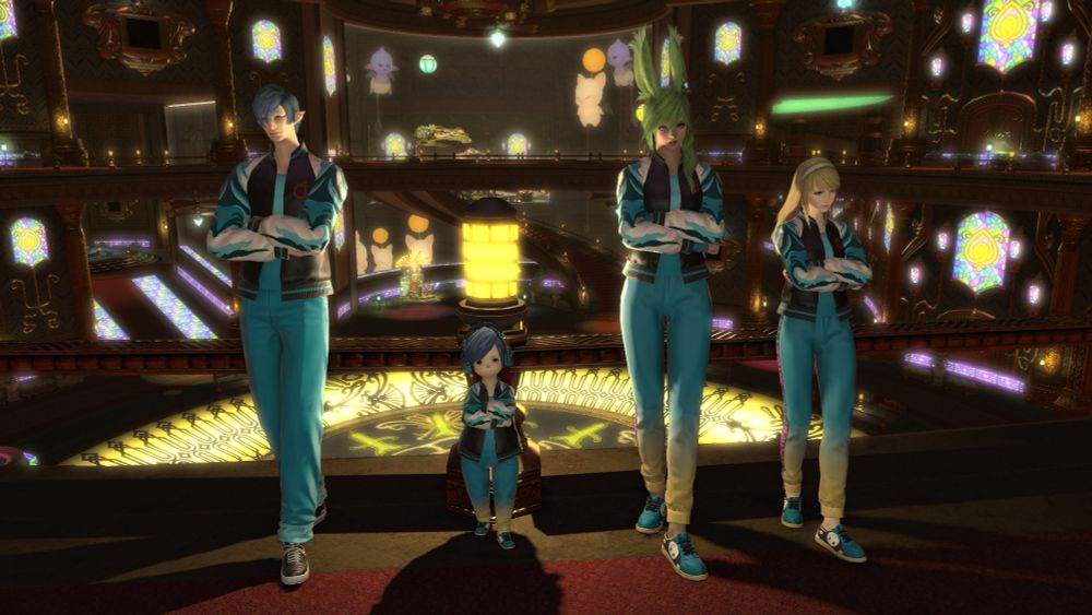 my potato (2nd from the left) with the first three cosplayers i encountered upon logging in