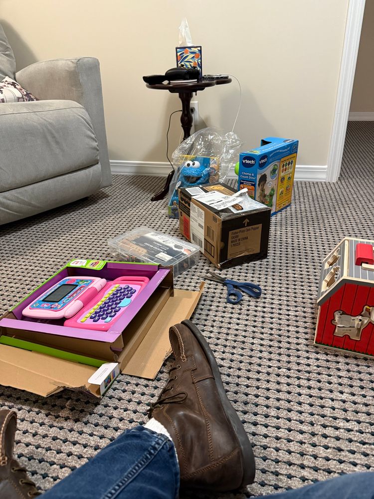 Toys to be assembled for my 1 yo.