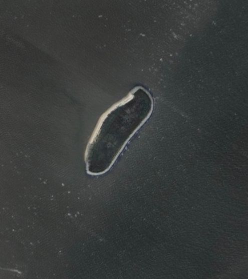 Deze is misschien te moeilijk: een onbewoond kunstmatig eiland, 5 letters