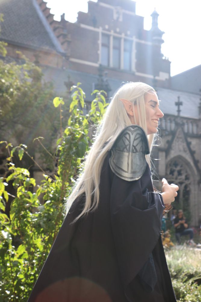 Ludinus Da'leth smiling in the summer sun in the courtyard of the Soltryce Academy 