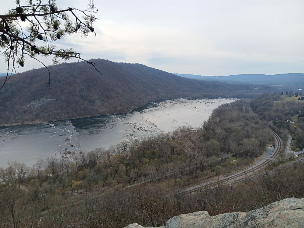A view of the Potomac River taken from the Weverton Cliffs