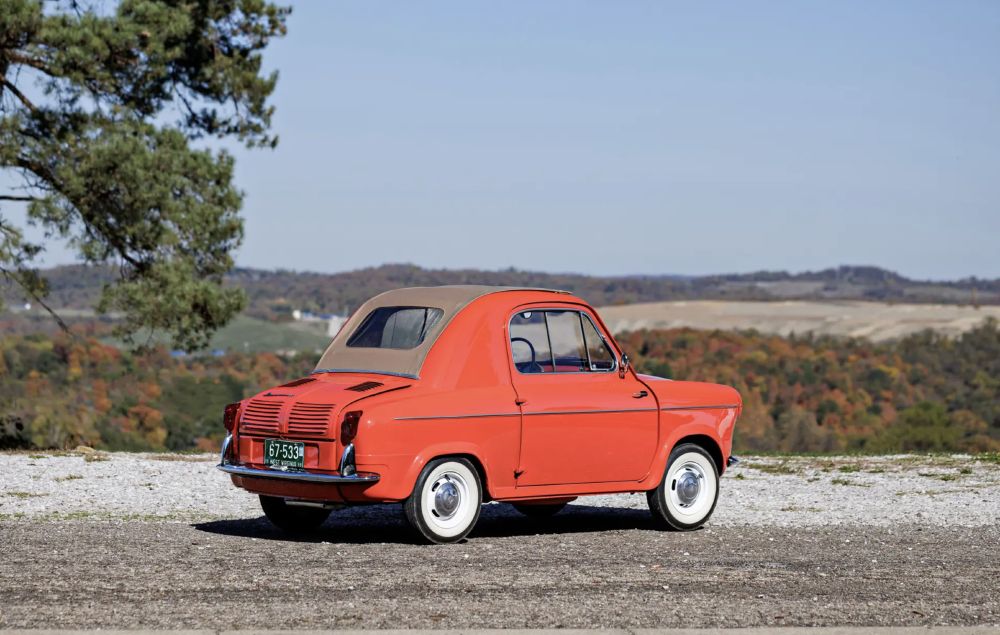 Rear view of 1959 Piaggio Vespa 400