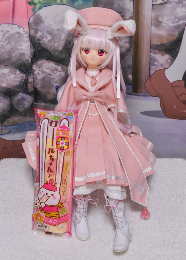 ヤマザキロールちゃんいちごとうらら。