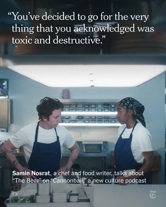 Chefs Carmy and Sydney from 