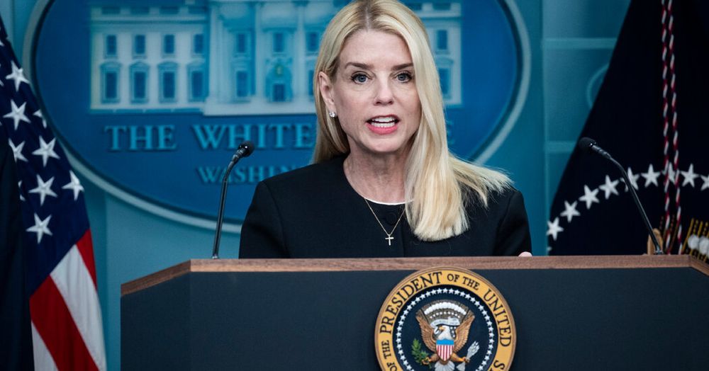 Trump Tells Bondi to Seek Release of Epstein Grand Jury Testimony
