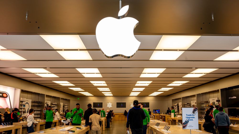 Apple Workers Approve Contract at First Union Store in U.S.