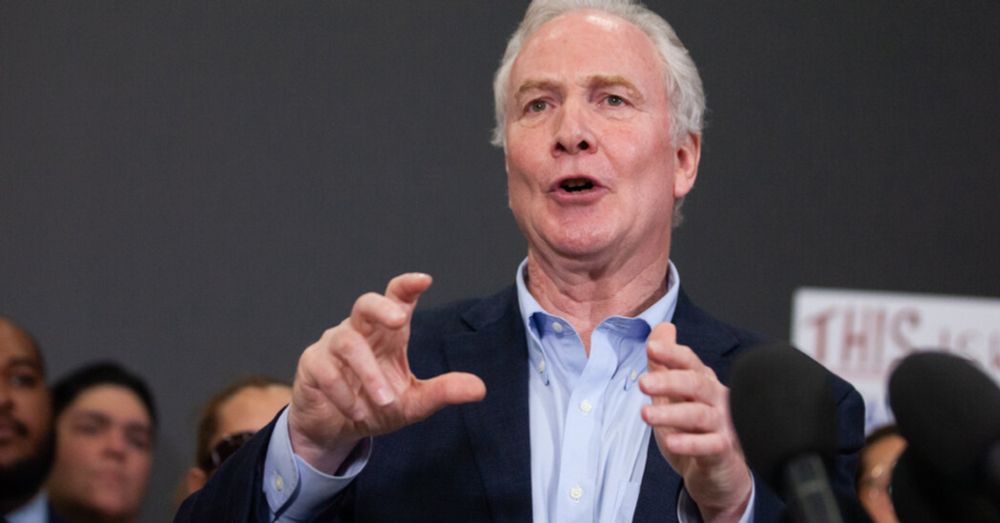 After Meeting Wrongly Deported Man, Van Hollen Accuses Trump of Defying Courts