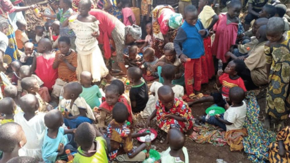 Emergency relief for displaced children in DRCongo, organized by Miriam Kay