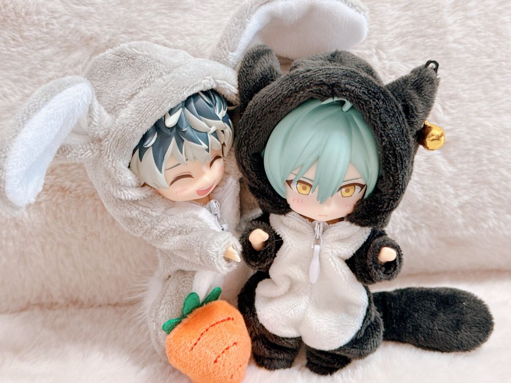 🍑照れてるのかわいい！ハグしちゃお！
🐗ありがと…ございます…